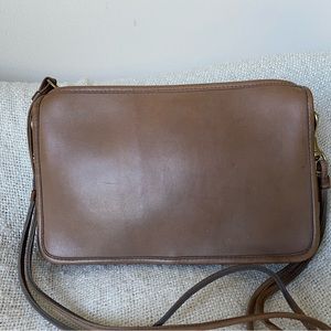 Vintage Coach Leather Basic Bag / 1970s New York NYC